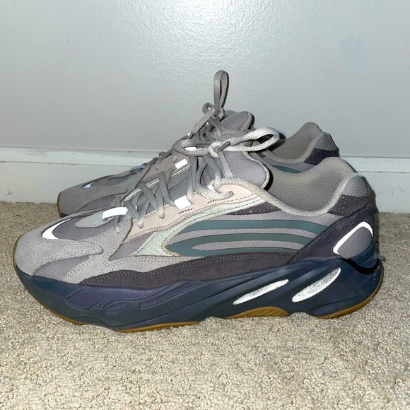 Yeezy Boost 700 'Wave Runner'